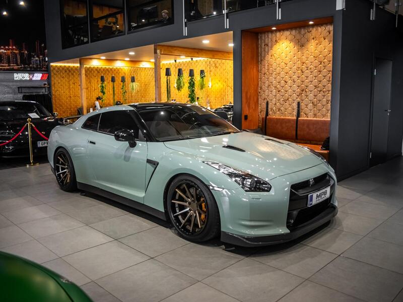 Nissan GT-R vaihtoauto