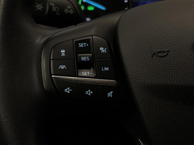 Ford Kuga vaihtoauto