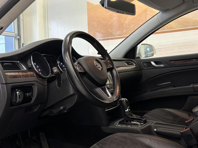 Skoda Superb vaihtoauto
