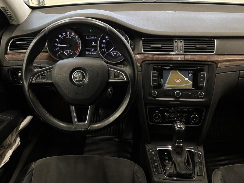 Skoda Superb vaihtoauto