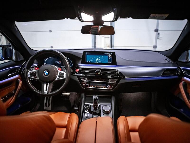 BMW M5 vaihtoauto