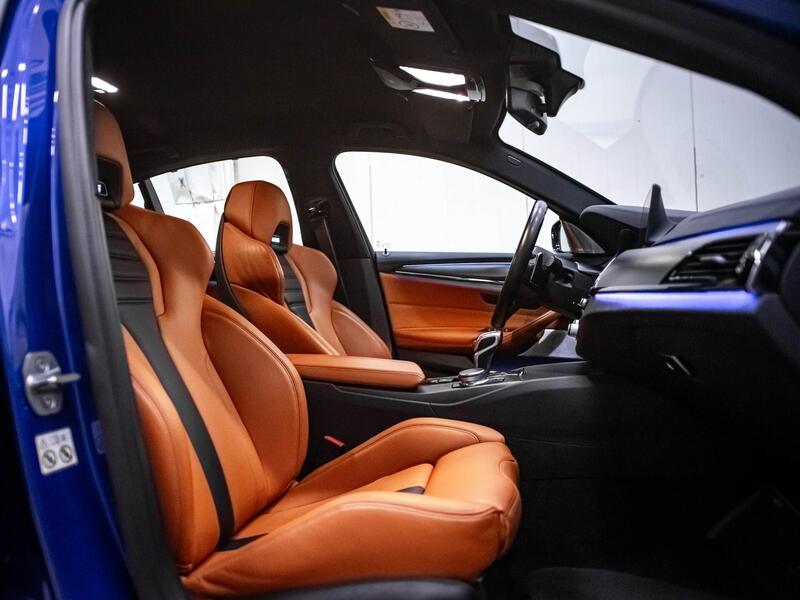 BMW M5 vaihtoauto