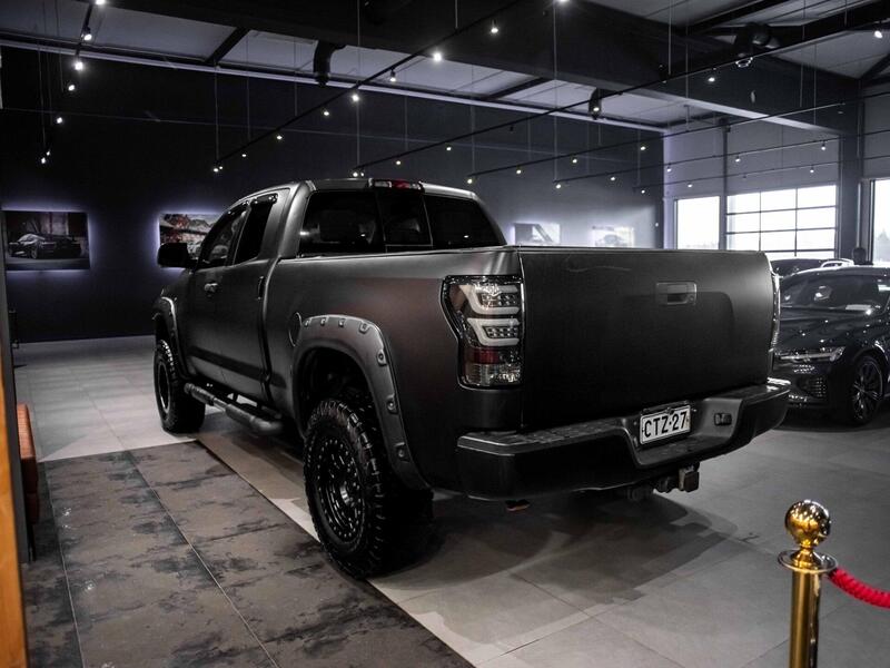 Toyota Tundra vaihtoauto