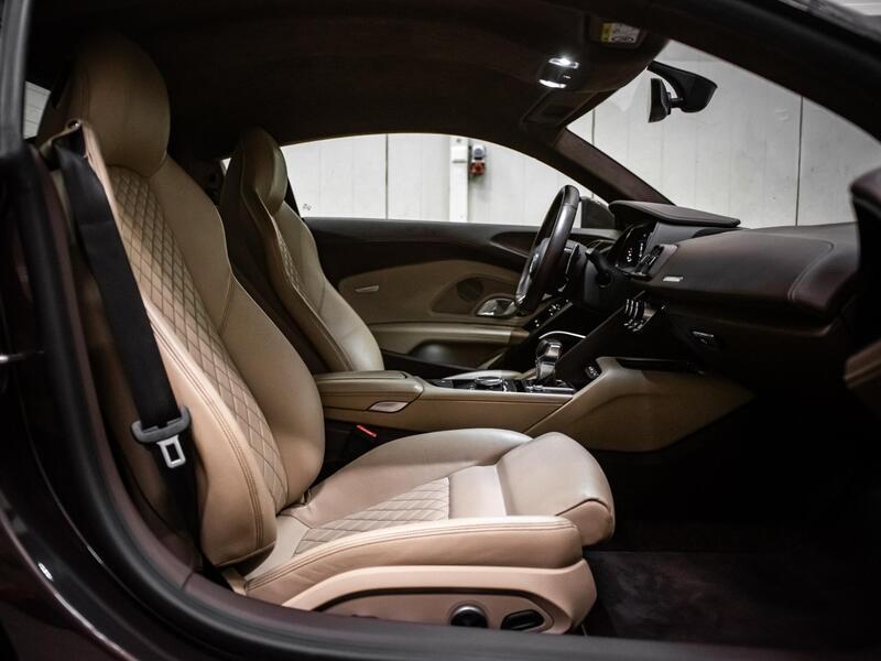 Audi R8 vaihtoauto