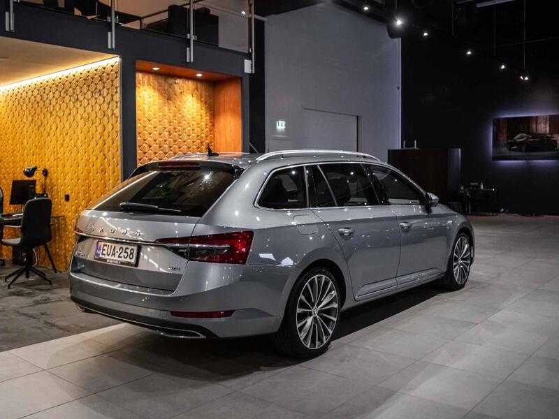 Skoda Superb vaihtoauto