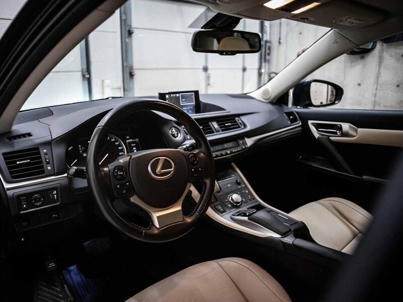 Lexus CT vaihtoauto