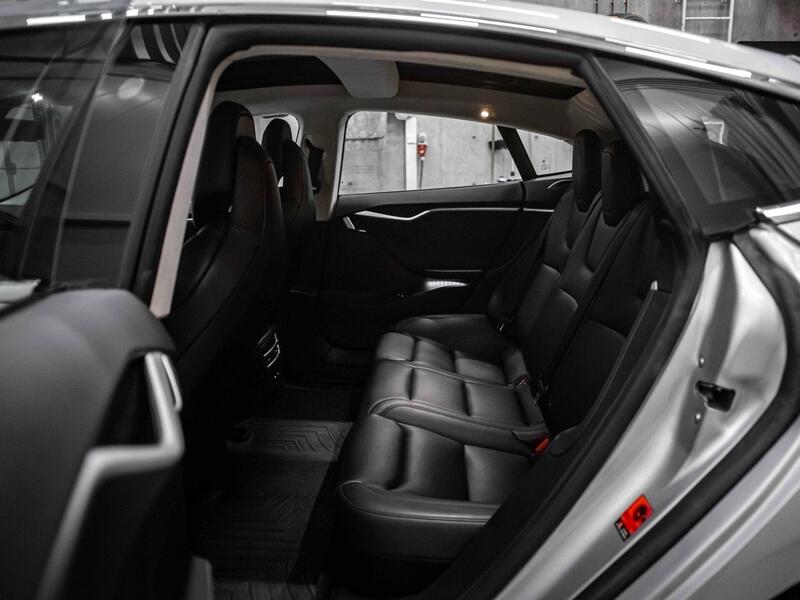 Tesla Model S vaihtoauto