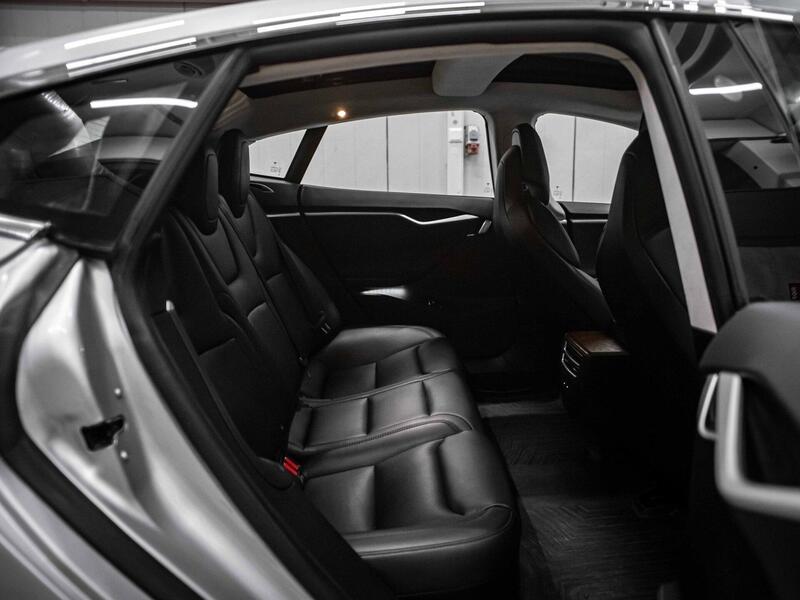 Tesla Model S vaihtoauto