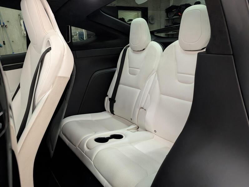 Tesla Model X vaihtoauto