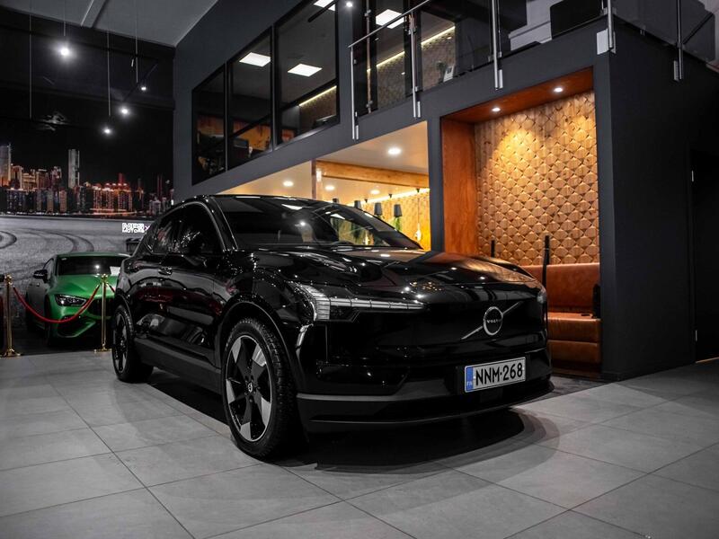 Volvo EX30 vaihtoauto