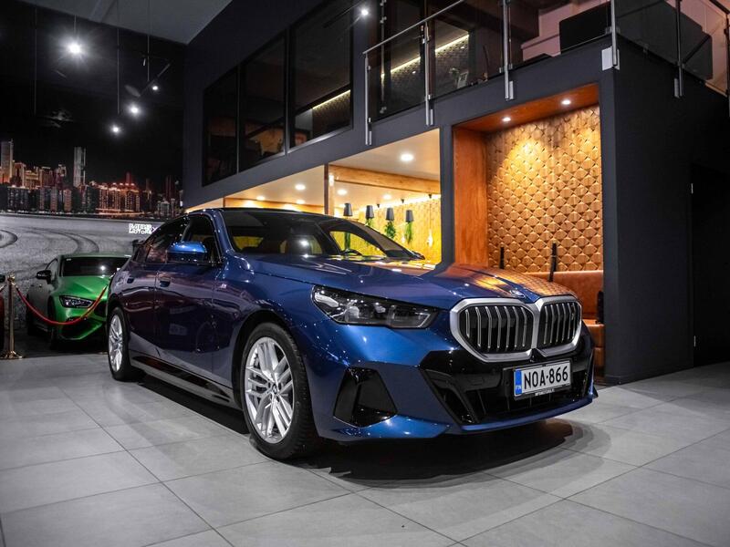 BMW i5 vaihtoauto