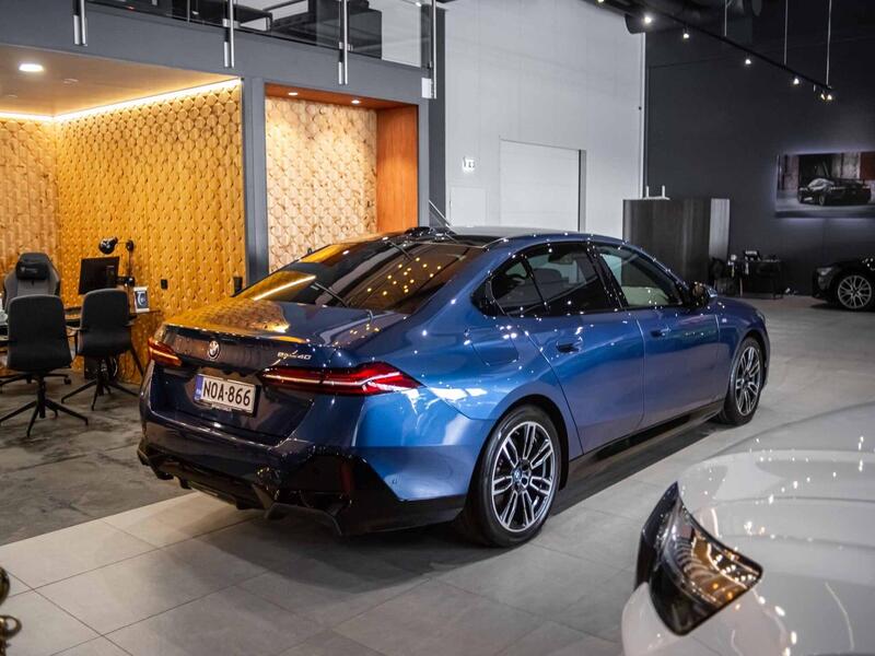 BMW i5 vaihtoauto