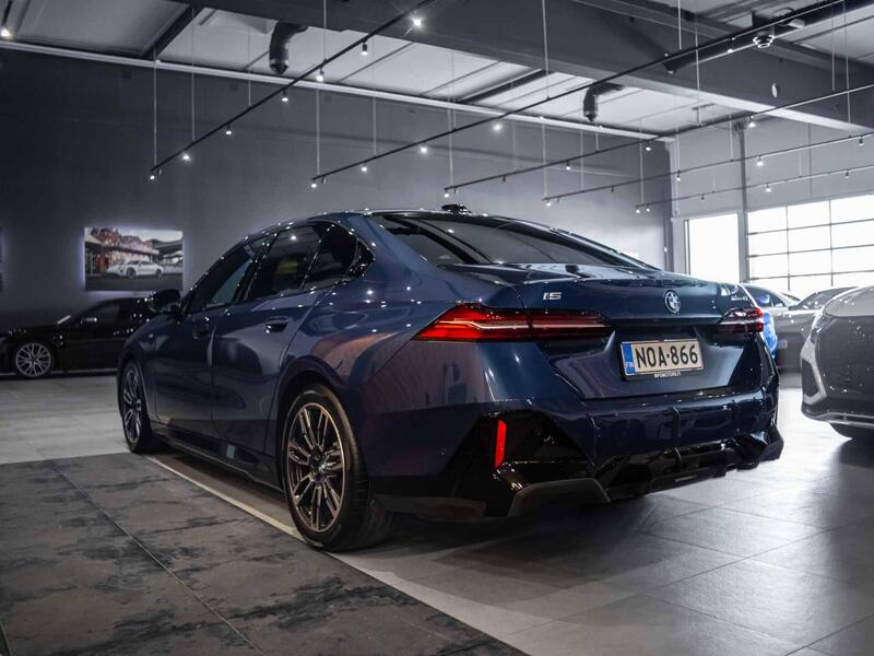 BMW i5 vaihtoauto