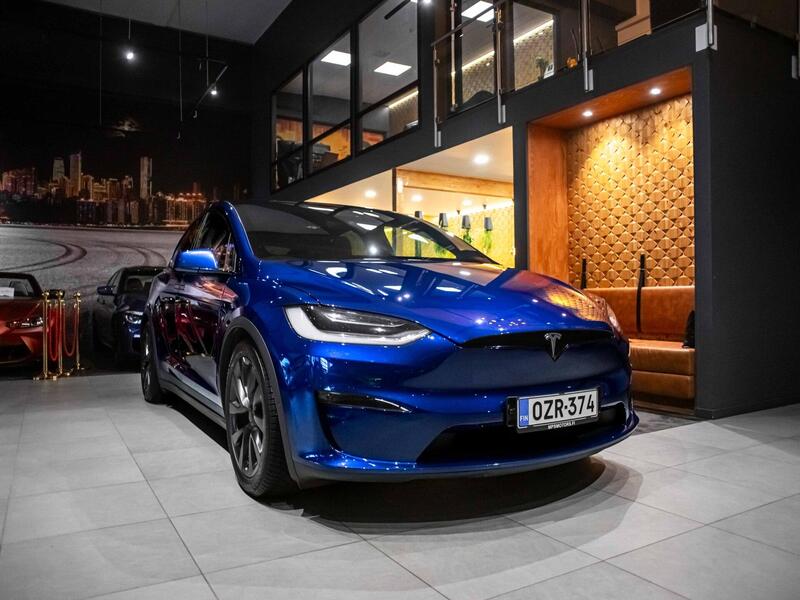 Tesla Model X vaihtoauto