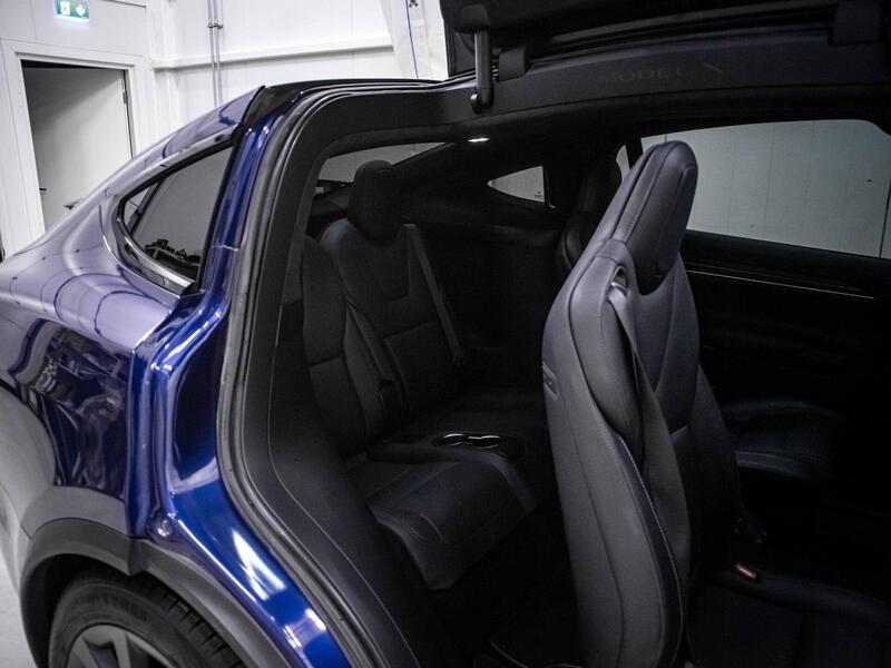 Tesla Model X vaihtoauto