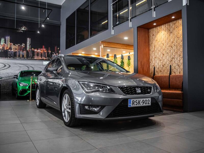 SEAT Leon ST vaihtoauto