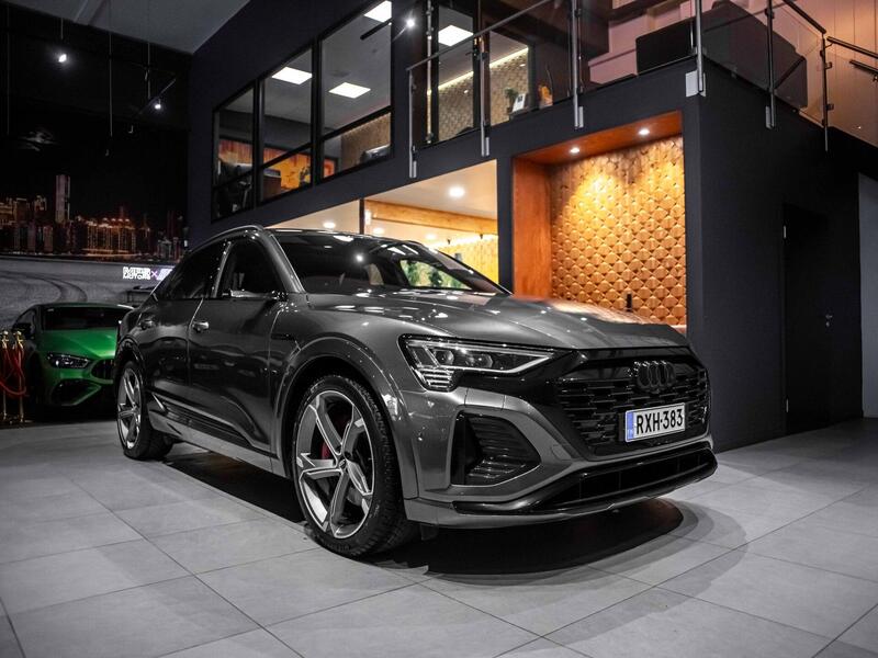 Audi Q8 e-tron vaihtoauto