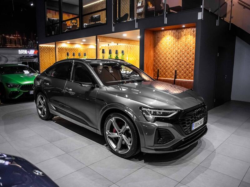 Audi Q8 e-tron vaihtoauto