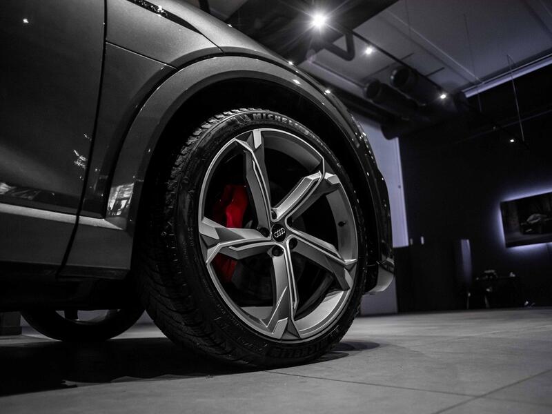 Audi Q8 e-tron vaihtoauto