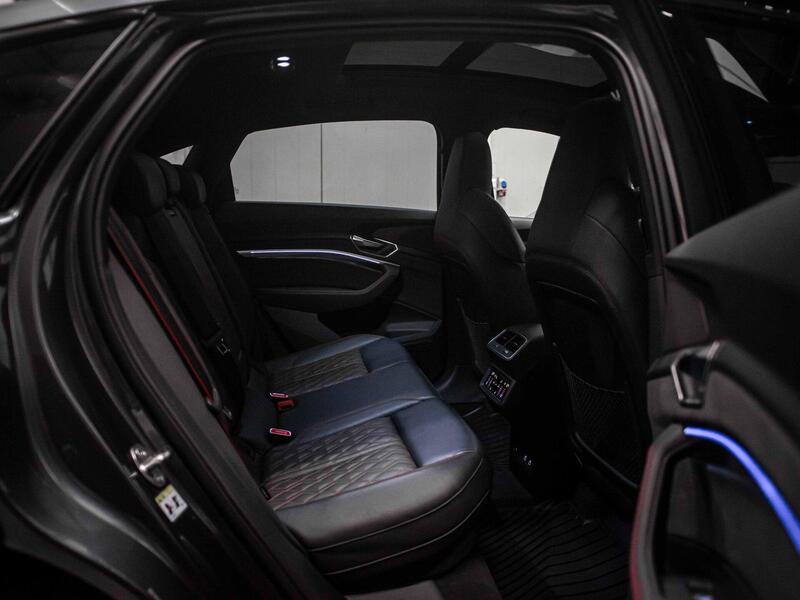 Audi Q8 e-tron vaihtoauto