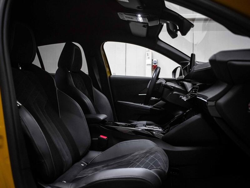 Peugeot e-208 vaihtoauto