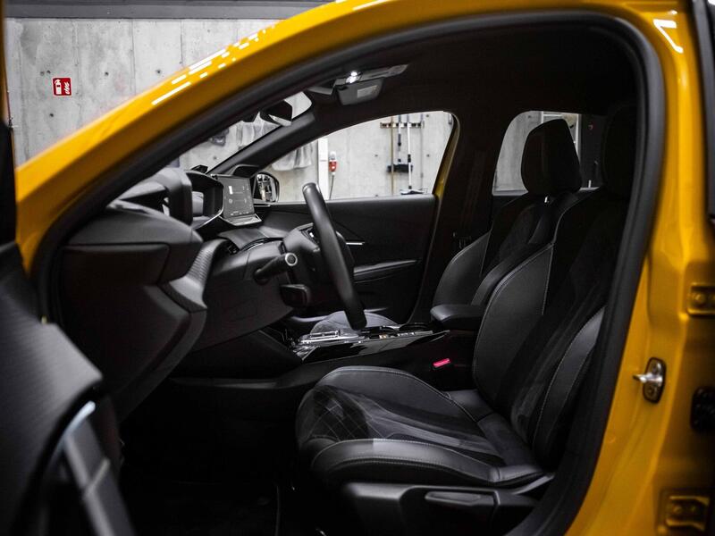 Peugeot e-208 vaihtoauto