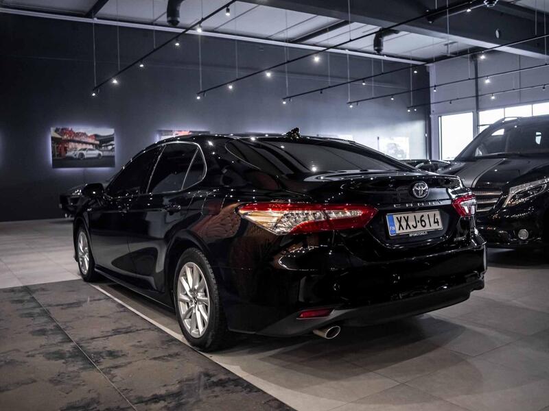 Toyota Camry vaihtoauto