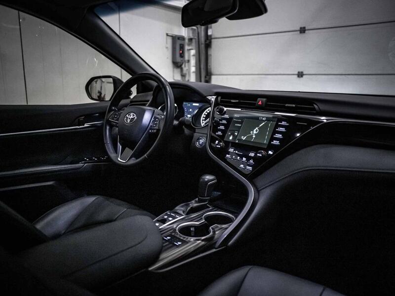 Toyota Camry vaihtoauto