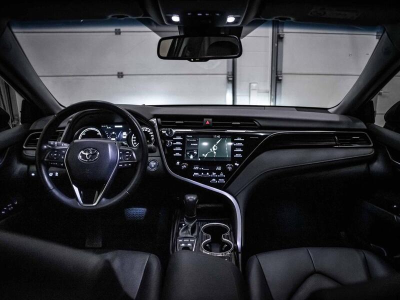 Toyota Camry vaihtoauto