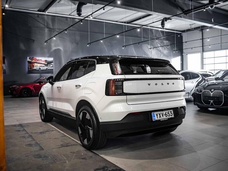 Volvo EX30 vaihtoauto
