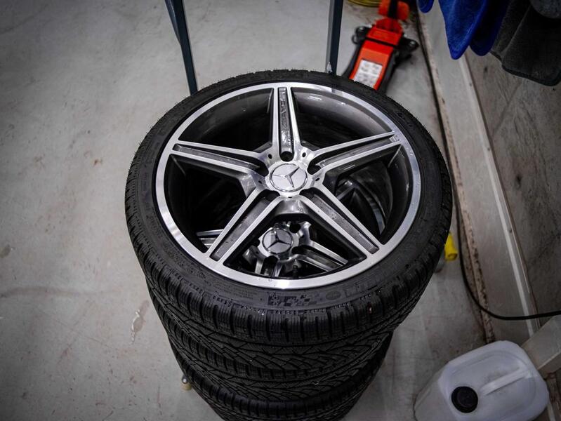 Mercedes-Benz SL vaihtoauto