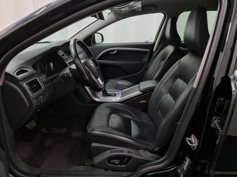 Volvo V70 vaihtoauto