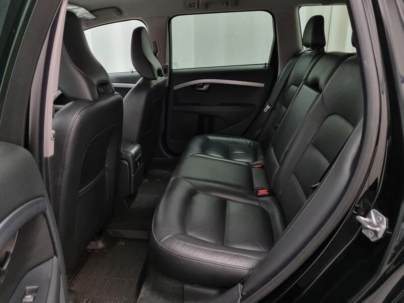 Volvo V70 vaihtoauto