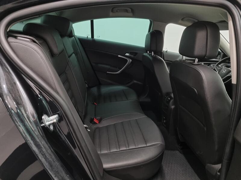 Opel Insignia vaihtoauto