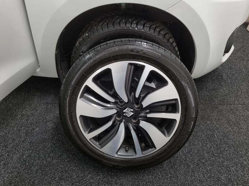 Suzuki Swift vaihtoauto