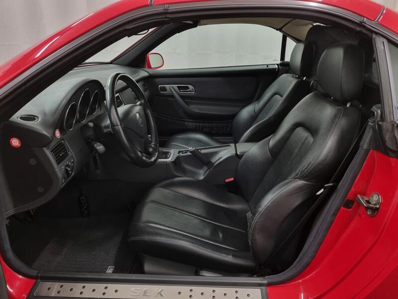 Mercedes-Benz SLK vaihtoauto