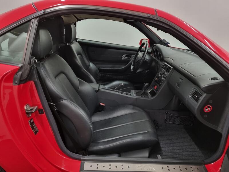 Mercedes-Benz SLK vaihtoauto