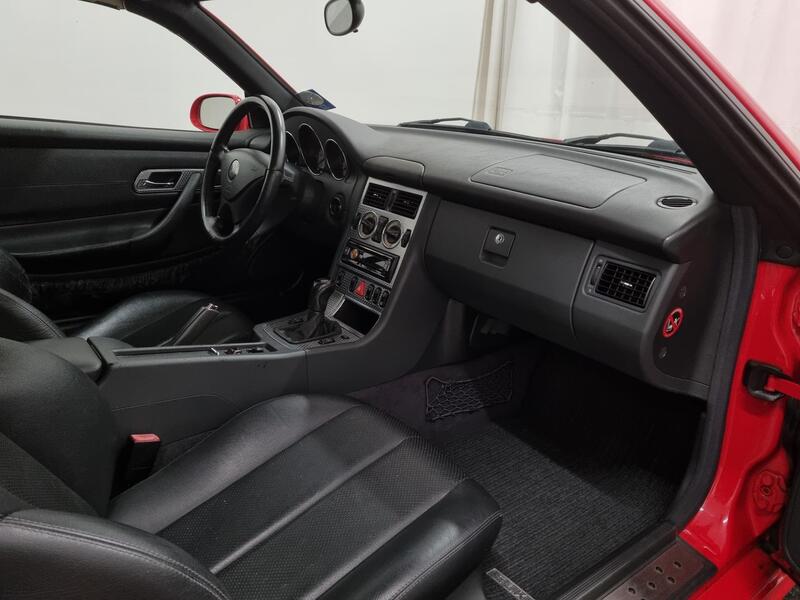 Mercedes-Benz SLK vaihtoauto