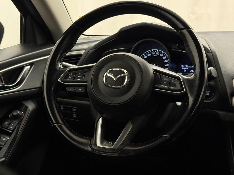 Mazda 3 vaihtoauto