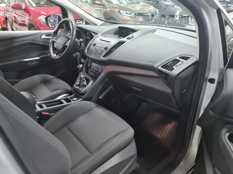 Ford C-MAX vaihtoauto