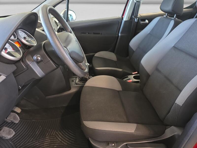 Peugeot 207 vaihtoauto
