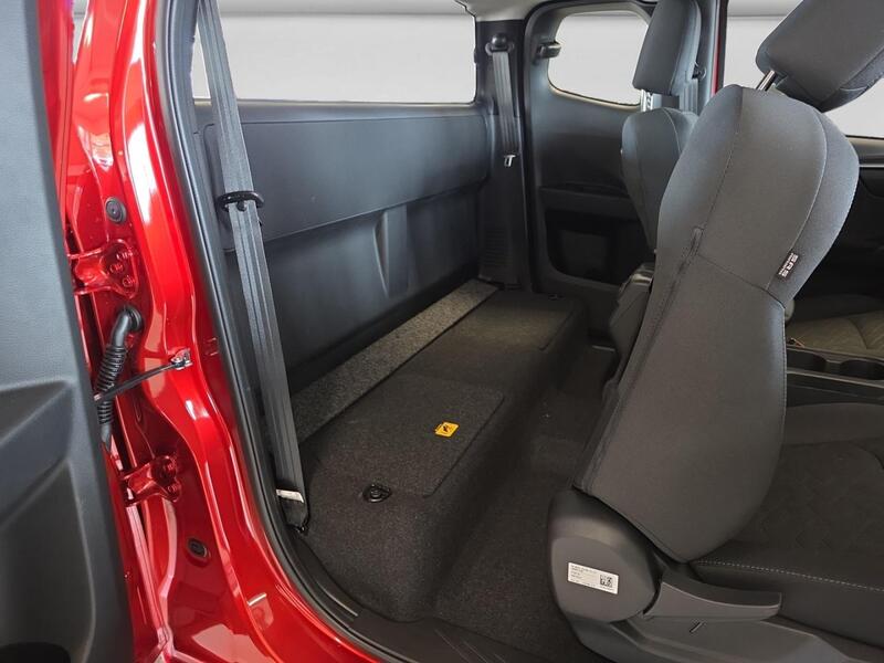 Isuzu D-Max vaihtoauto