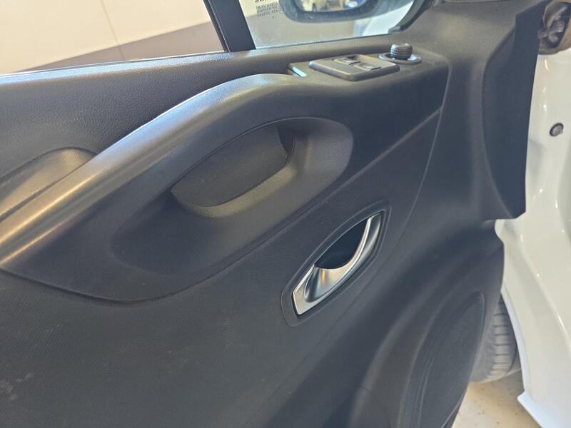 Renault Trafic vaihtoauto