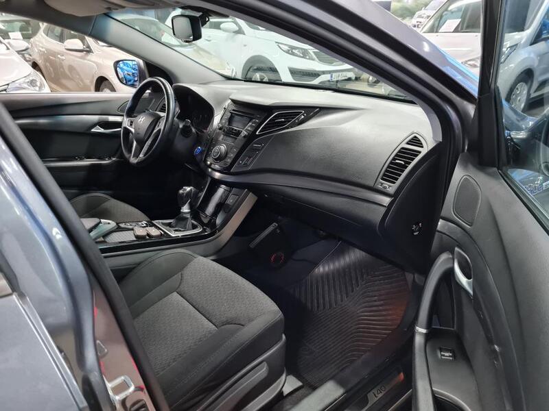 Hyundai i40 vaihtoauto