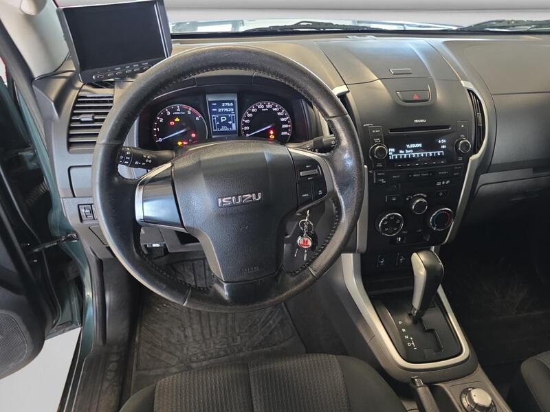 Isuzu D-Max vaihtoauto