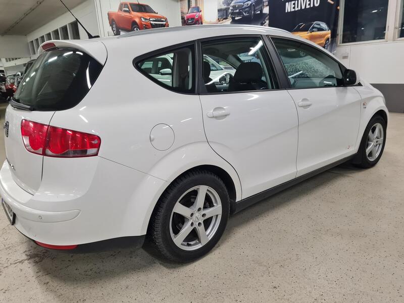 SEAT Altea XL vaihtoauto