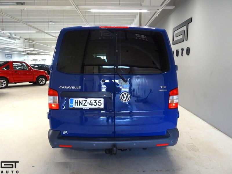 Volkswagen Caravelle vaihtoauto