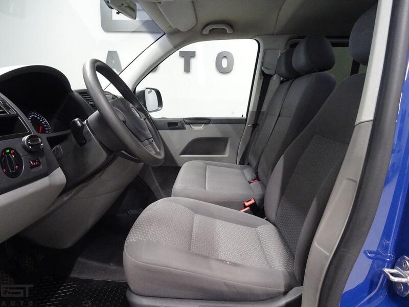 Volkswagen Caravelle vaihtoauto