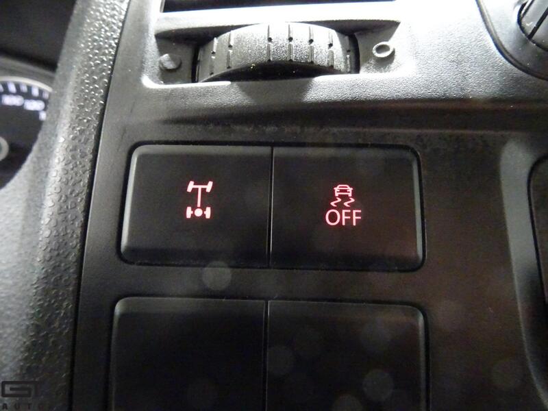 Volkswagen Caravelle vaihtoauto