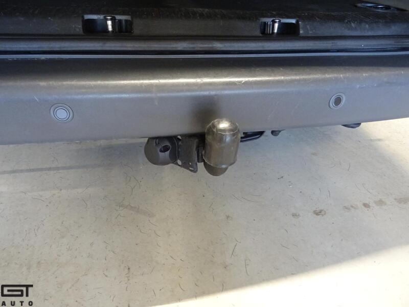 Volkswagen Caravelle vaihtoauto